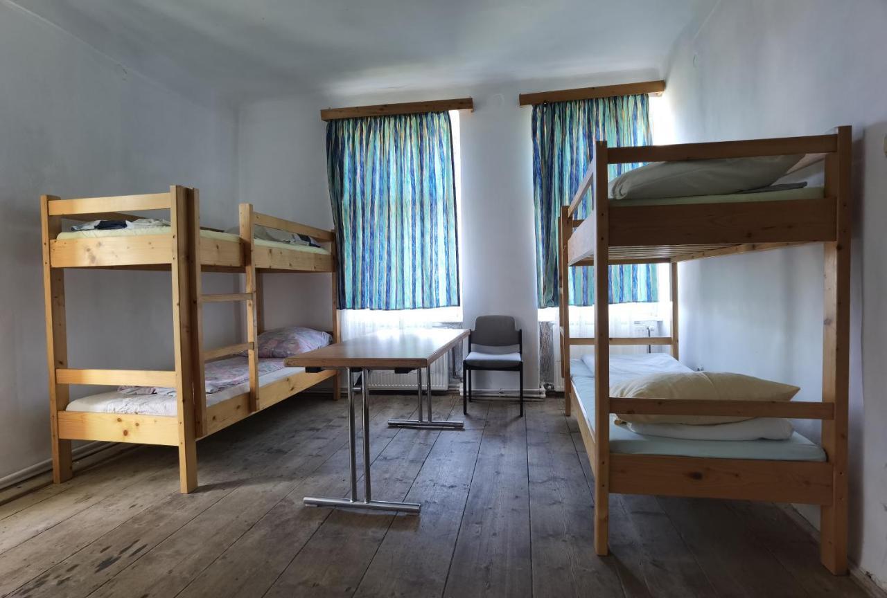Kinderuni Bekokten Barcut Экстерьер фото